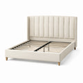 Letto matrimoniale imbottito beige con struttura in legno e tessuto poliestere
